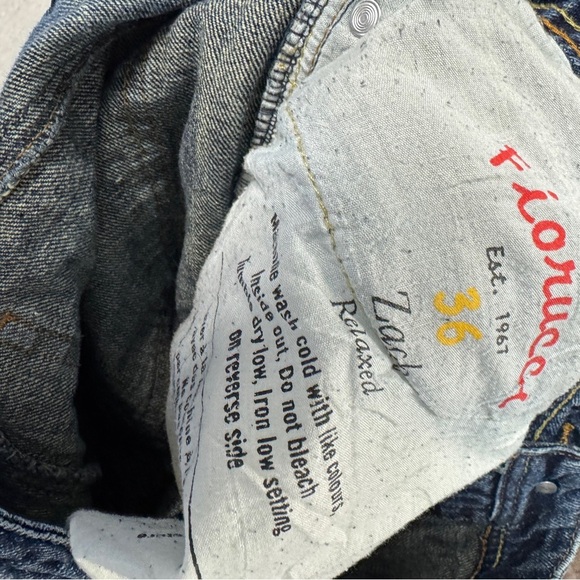 Fiorucci Jeans Blue Relaxed Fit Vintage Embroidered Back Pockets Denim Size 36 - Picture 12 of 15